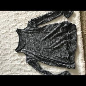 Long sleeve heather grey shirt